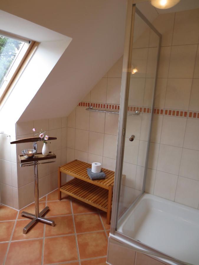 Landgut Oberhof Apartment คลุทซ์ ภายนอก รูปภาพ
